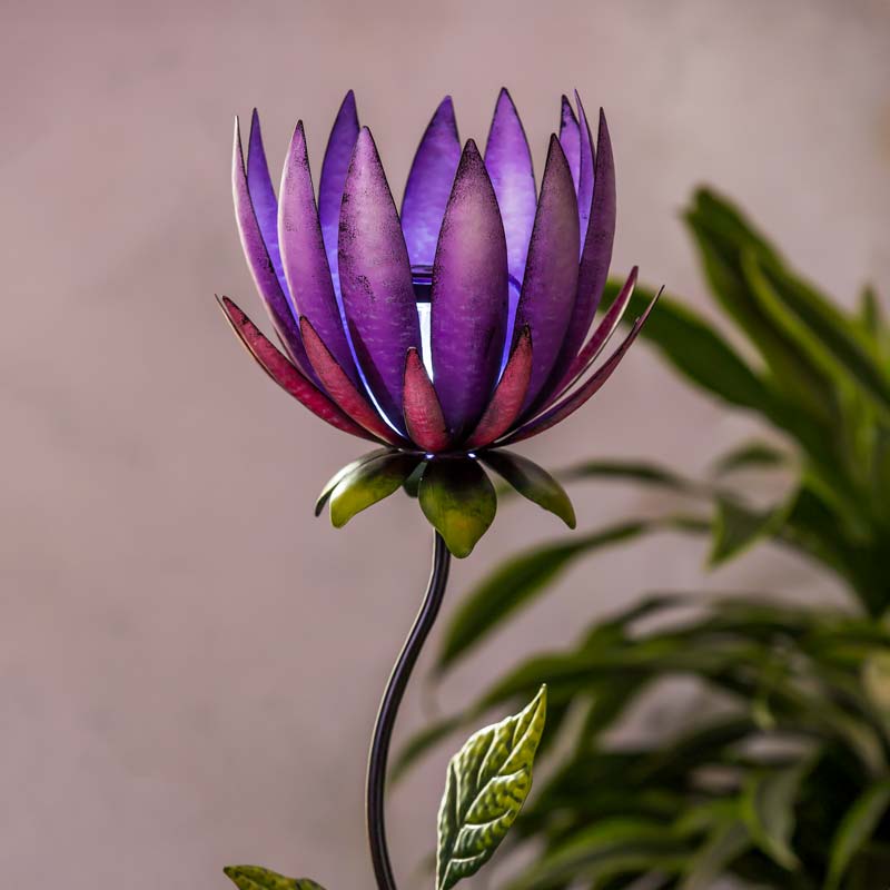 Metal Lighted Purple and Pink Solar Flower Garden Stake