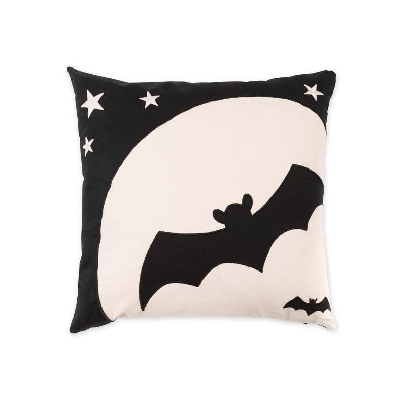 Indoor/Outdoor Halloween Night Bat Cotton Throw Pillow