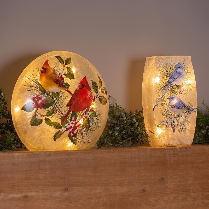 Winter Cardinals Frosted Glass Accent Light
