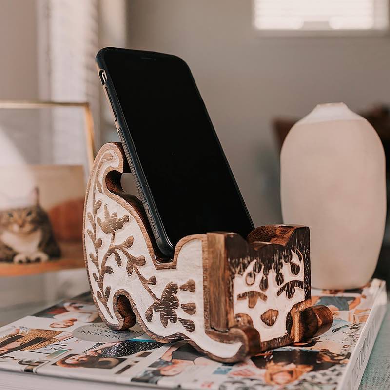 Handcrafted Cat Mobile Phone Holder