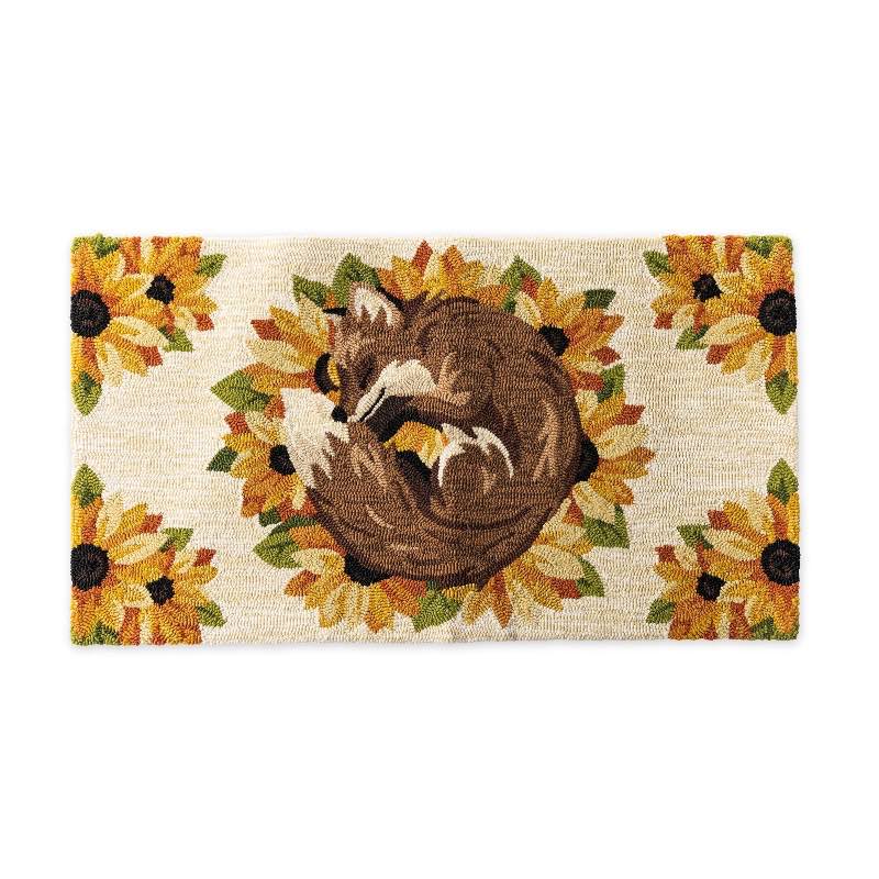 Sleeping Fox and Sunflower Polypropylene Accent Rug