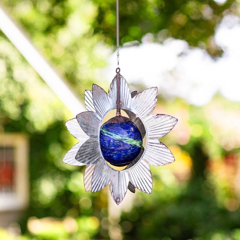 Hanging Glow-in-the-Dark Sunflower Twirler