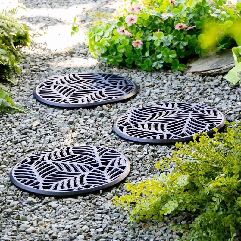 Rubber Leaf Stepping Stones, Set of 3