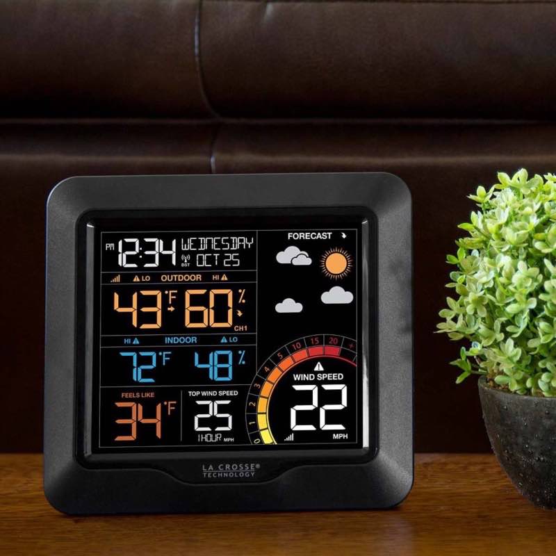 La Crosse&reg; Color Wind Speed Weather Station