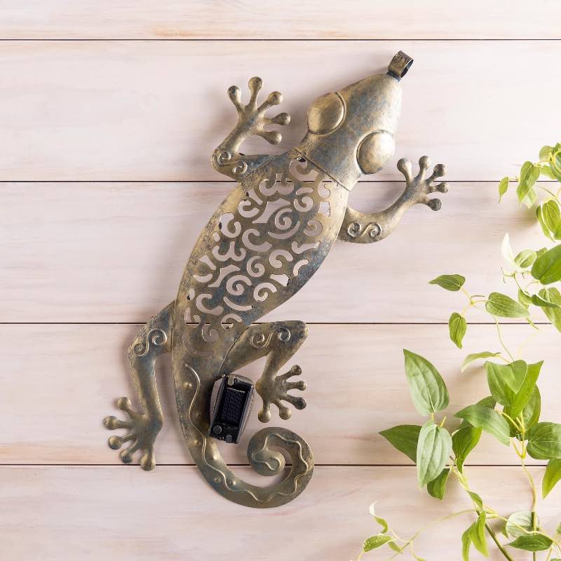 Solar LED Gecko Wall Climber