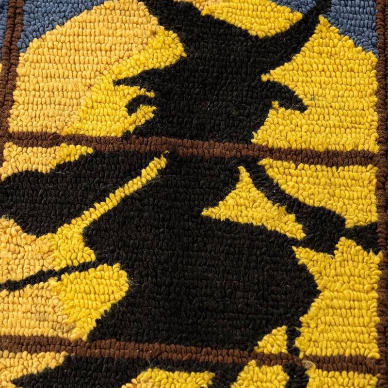 Indoor/Outdoor Halloween Flying Witch Hooked Accent Rug