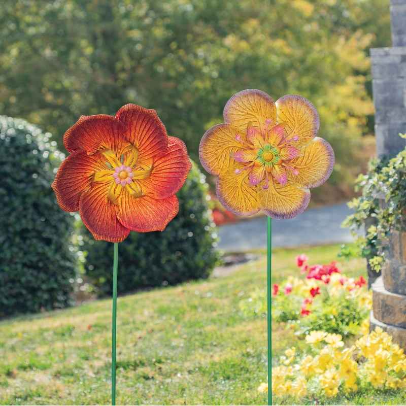 Textured Poppy Flower Spinner Stake