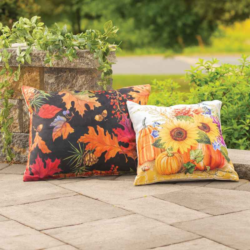 Indoor/Outdoor Autumn Motif Pillow, 18