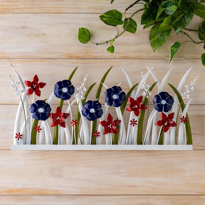 Lighted Patriotic-Theme Floral Wall Art