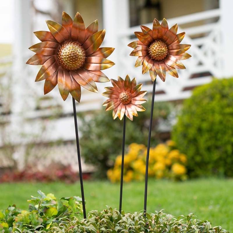 Bronze Daisy Garden Stakes, Set of 3