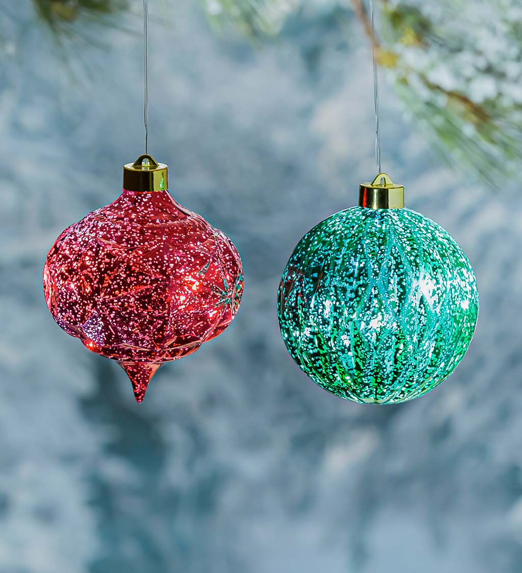 Indoor/Outdoor Lighted Shatterproof Hanging Ball and Onion Ornaments ...